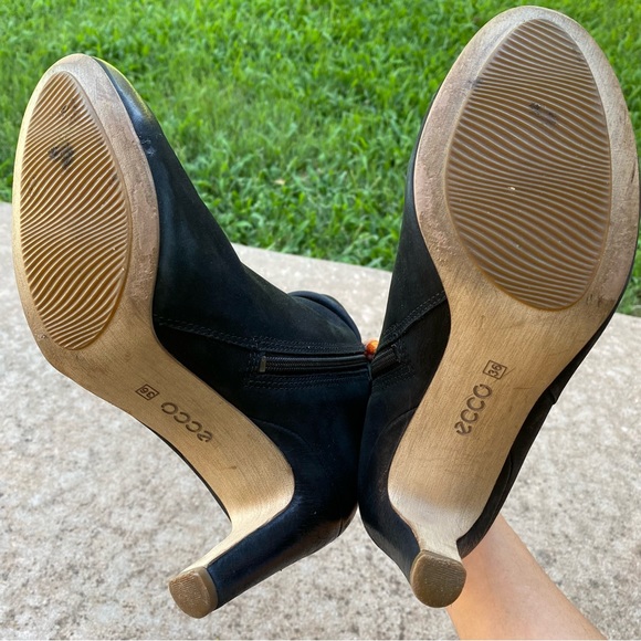 Ecco Black High Heel Booties - Picture 7 of 8
